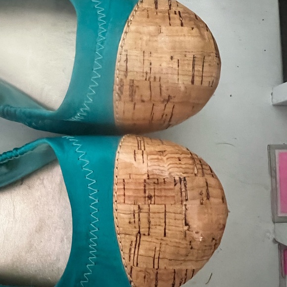 Calvin Klein.     BCBG.   EACH Pair $20 - Picture 4 of 7